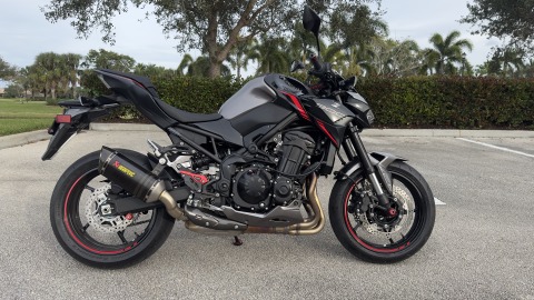 [Motorcycle]